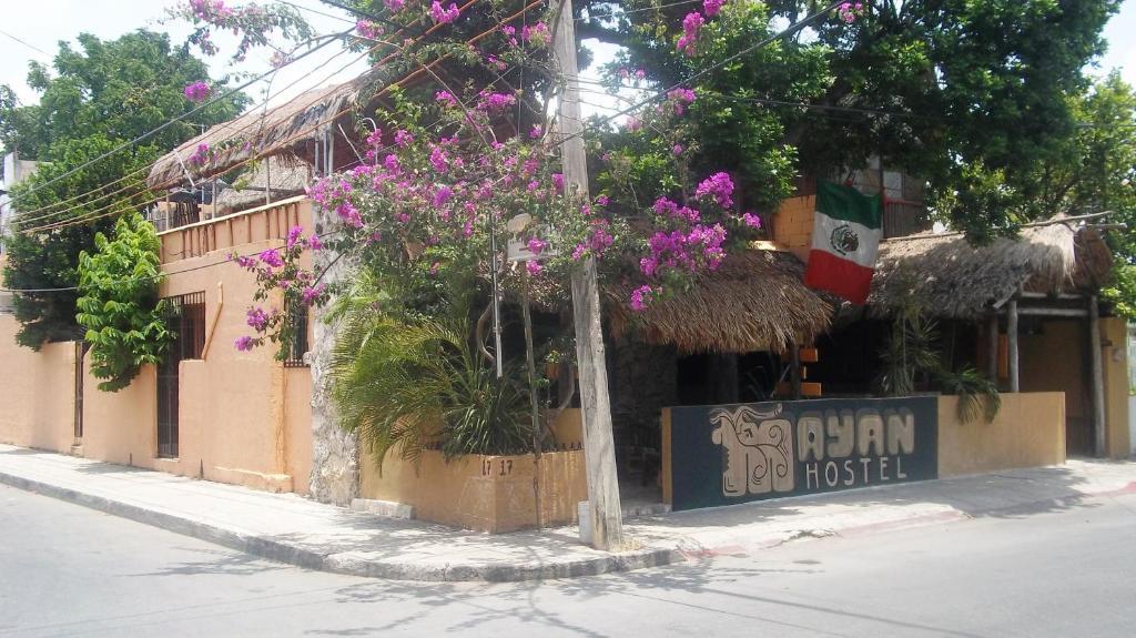 Mayan Hostel Cancun Exterior photo